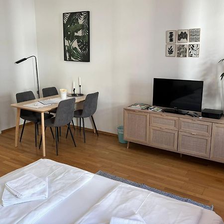 Casa Nostra - Helle Wohnung - direkt am Augarten Wien Exteriör bild